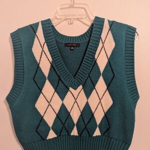 Love Tree Women's V-Neck Argyle Sweater Vest - Teal and Cream